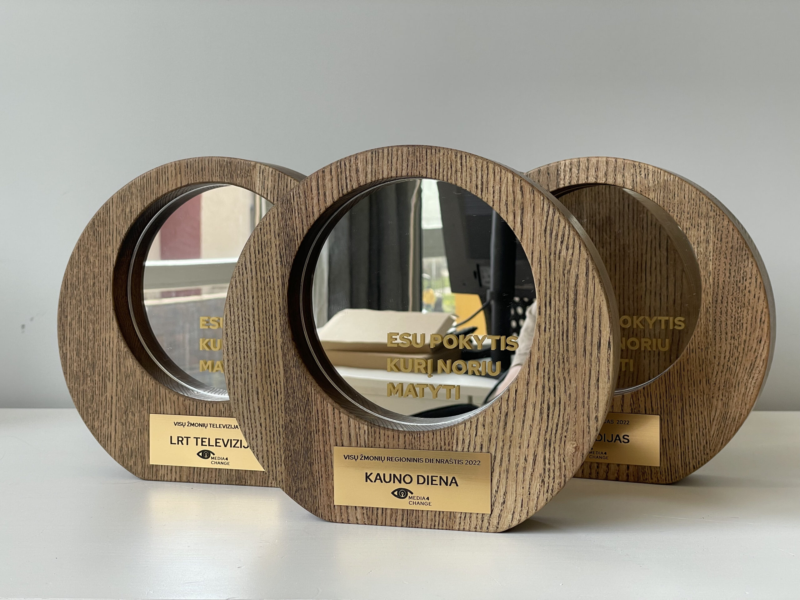 20230428_120646808_iOS