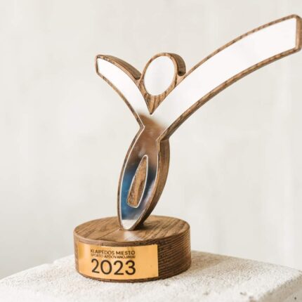 baidariu-irklavimo-taure