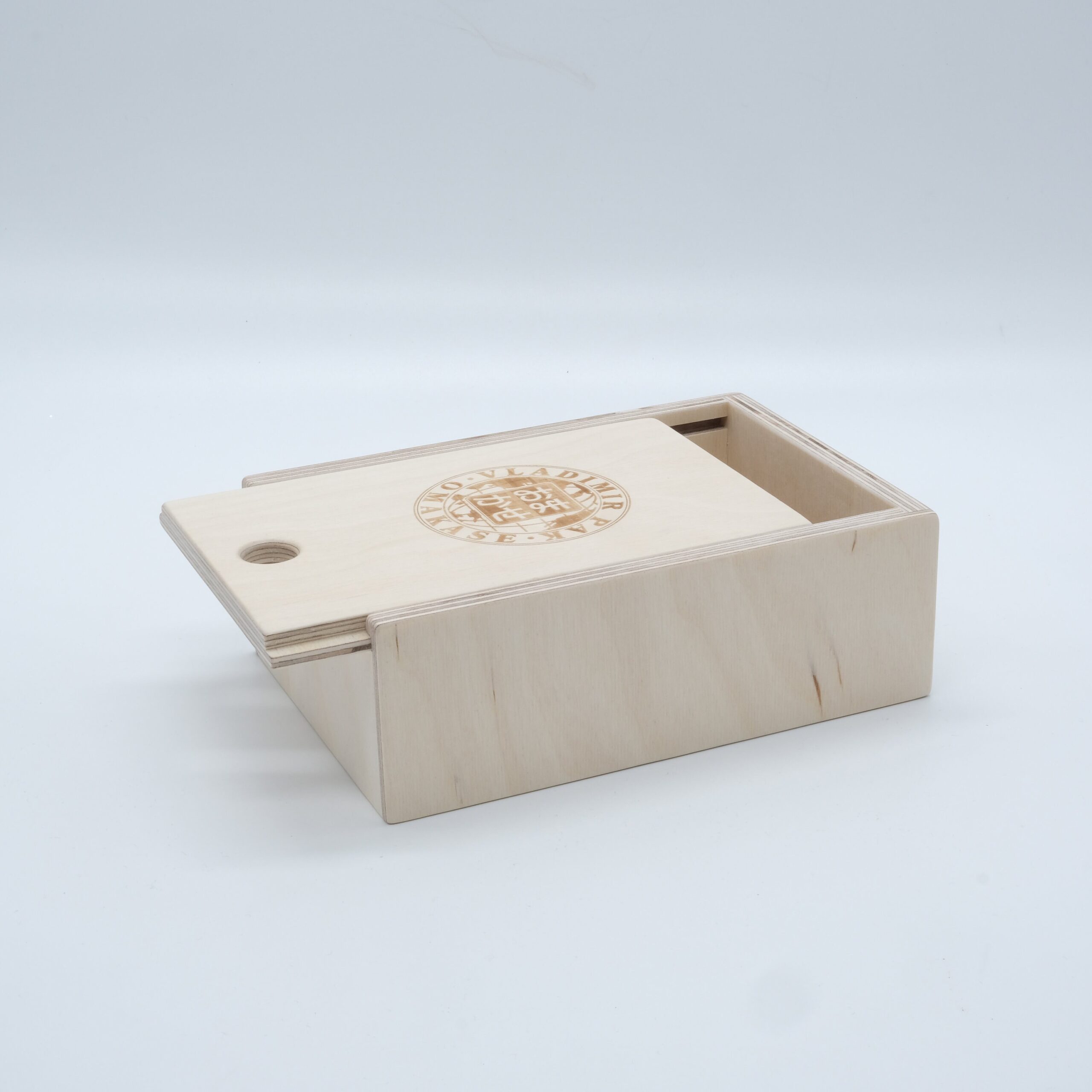 minimalistine-medine-dezute-su-stumdomu-1646993966-3