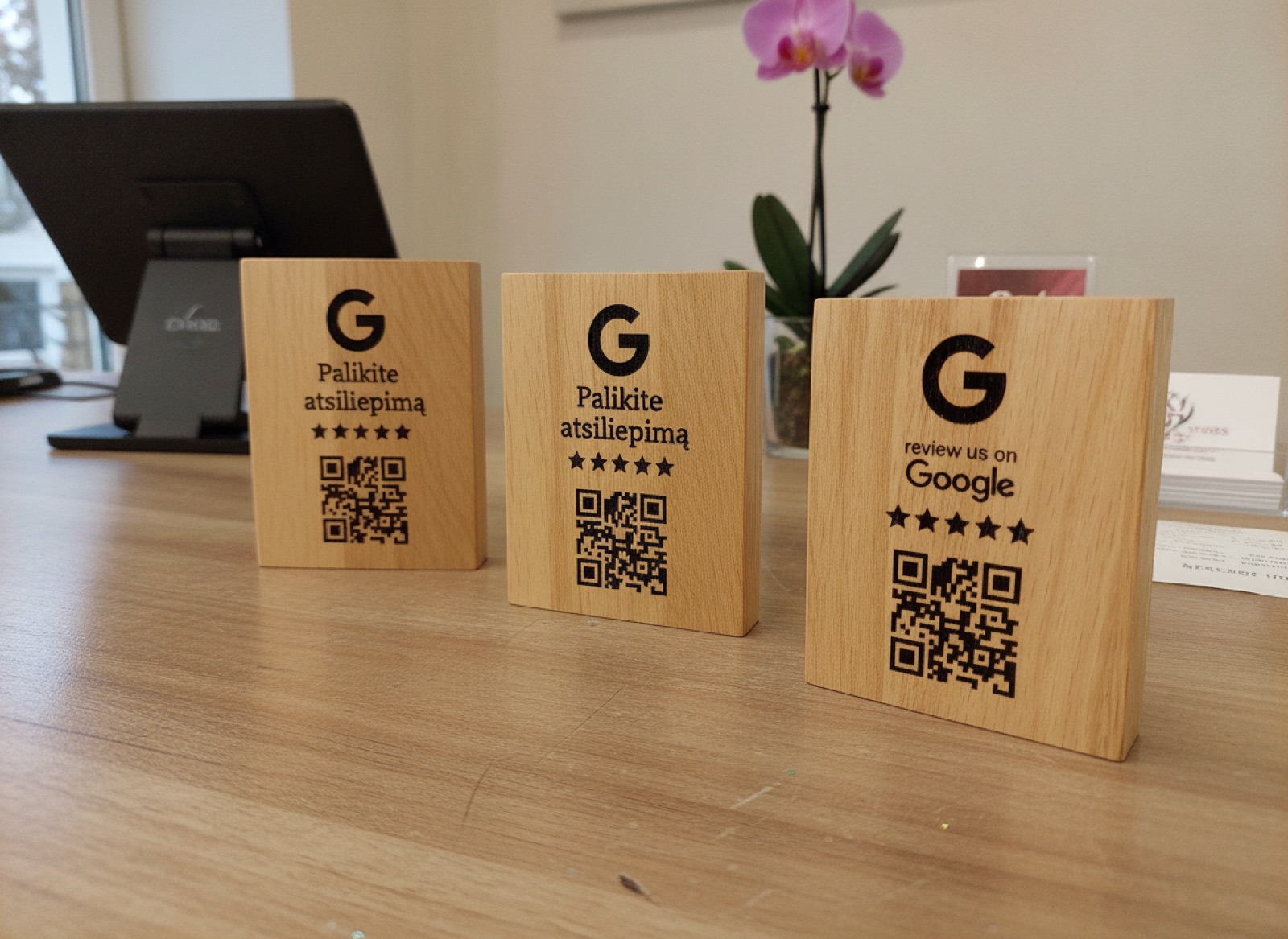 google atsiliepimu qr zenklas azuolo su graviravimu google-atsiliepimu-qr-zenklas-azuolo-su-graviravimu