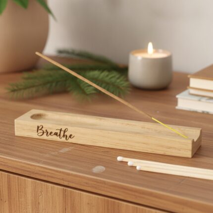 smilkalu-lazdeliu-laikiklis-medienos-tekstura-is-arti